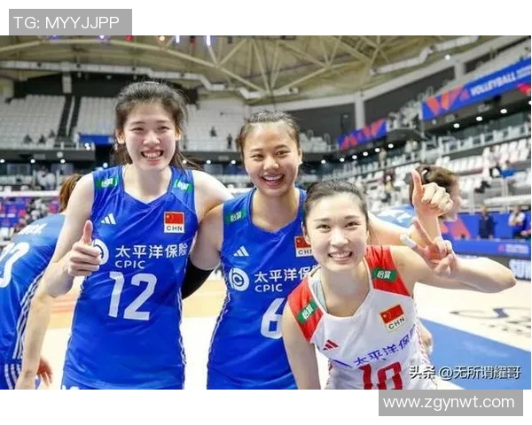 重庆排球队与杭州排球队的较量分析与战术探讨